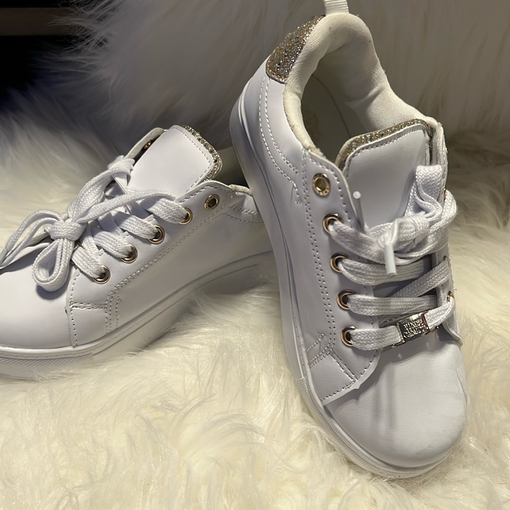 Vince Camino kids size 1